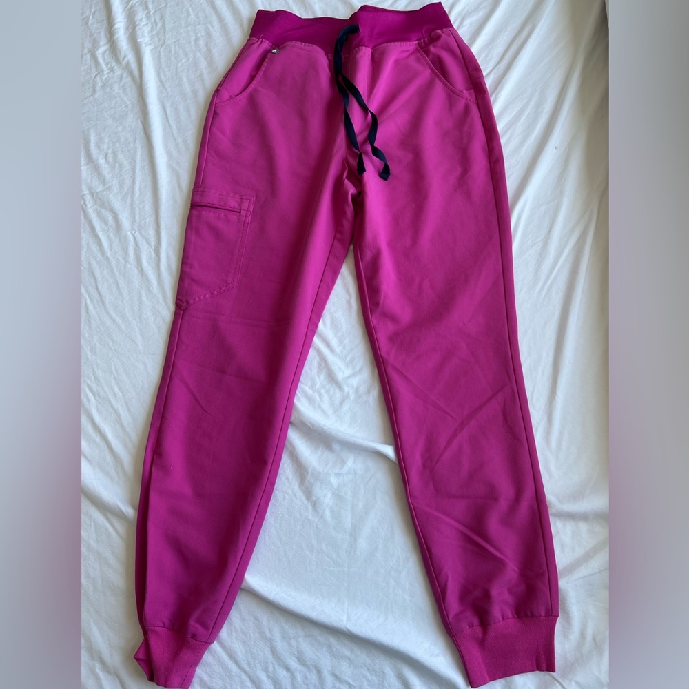 FIGS High-Waisted Zamora Scrub pants - Small Regular - ELECTRIC ORCHID